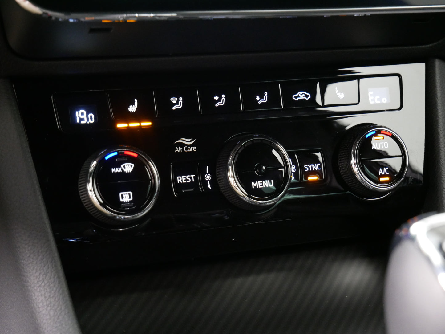Škoda Superb iV iV/1.4 TSI/160kW/DSG/SPORTLINE/DPH/DCC/MATRIX