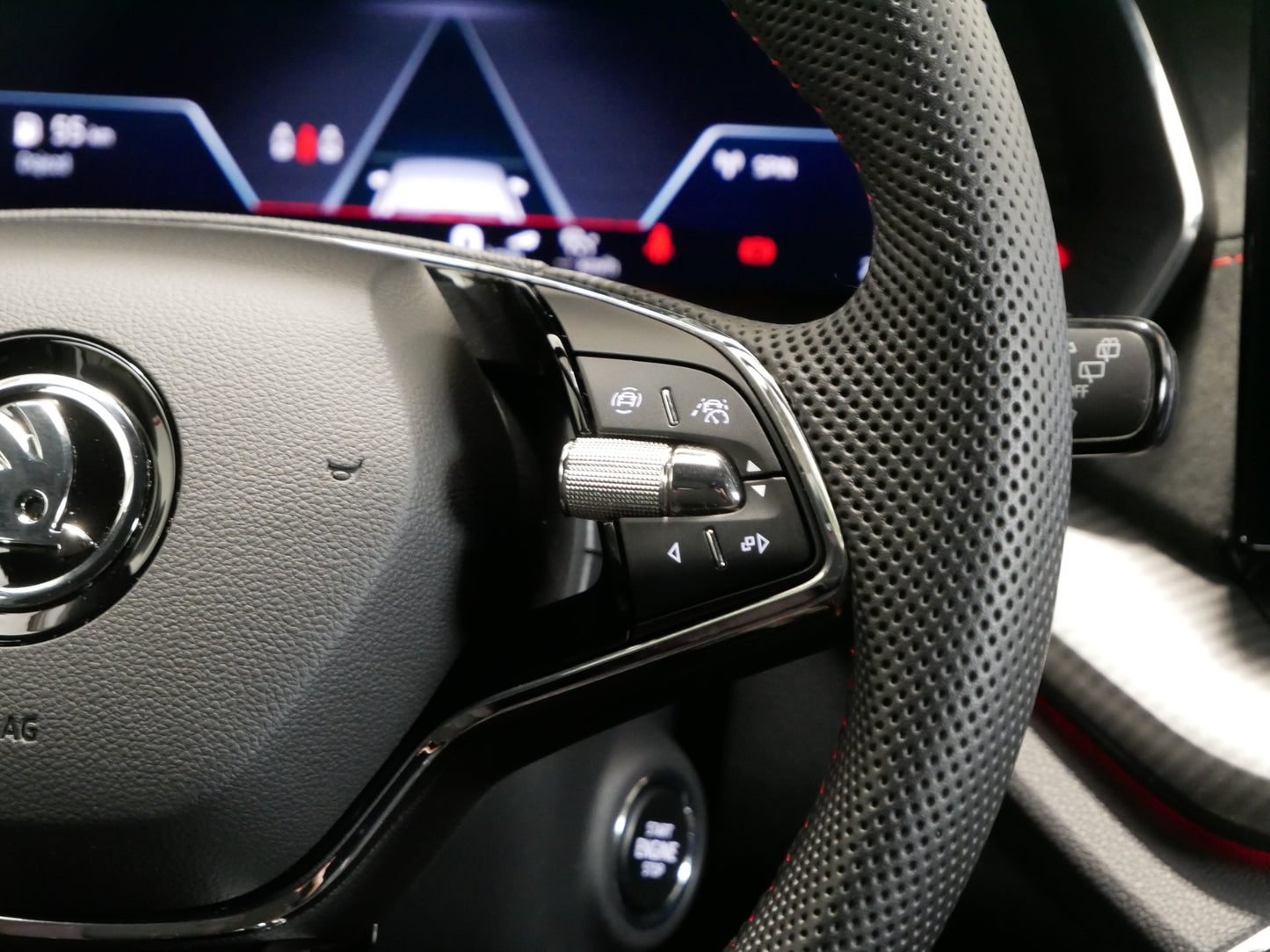 Škoda Octavia RS 2.0 TSI RS 180kW