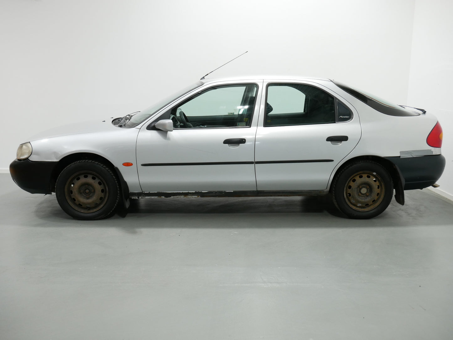 Ford Mondeo 2.0 96kW