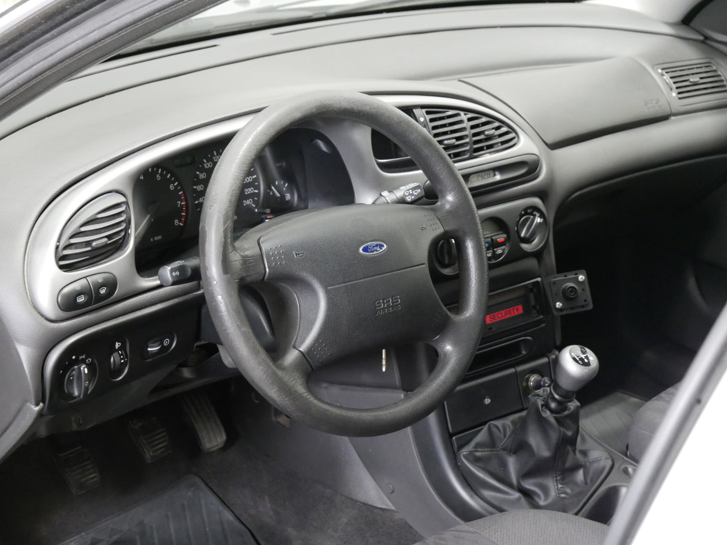 Ford Mondeo 2.0 96kW