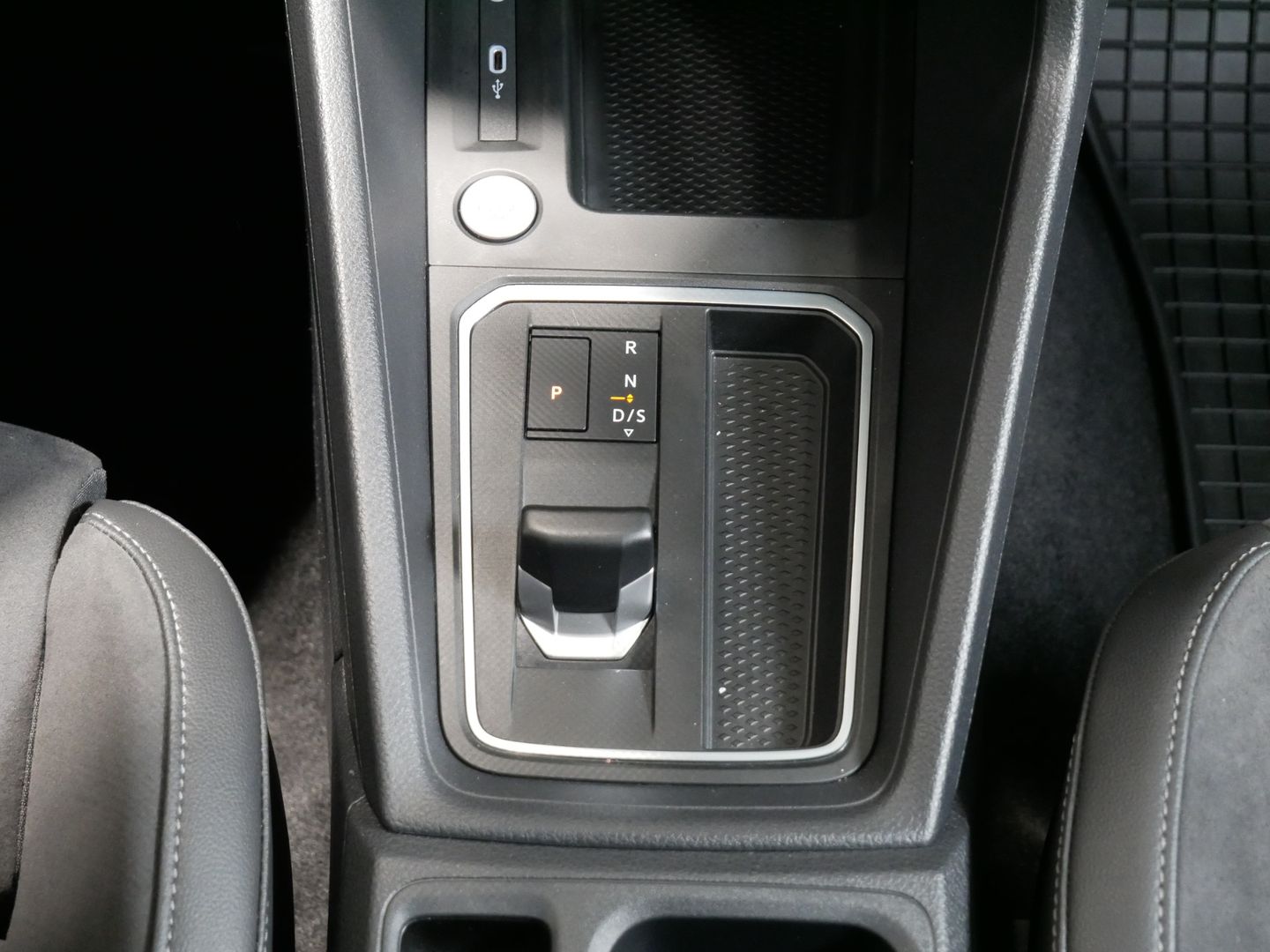 Volkswagen Caddy 1.5 TSI Style DSG