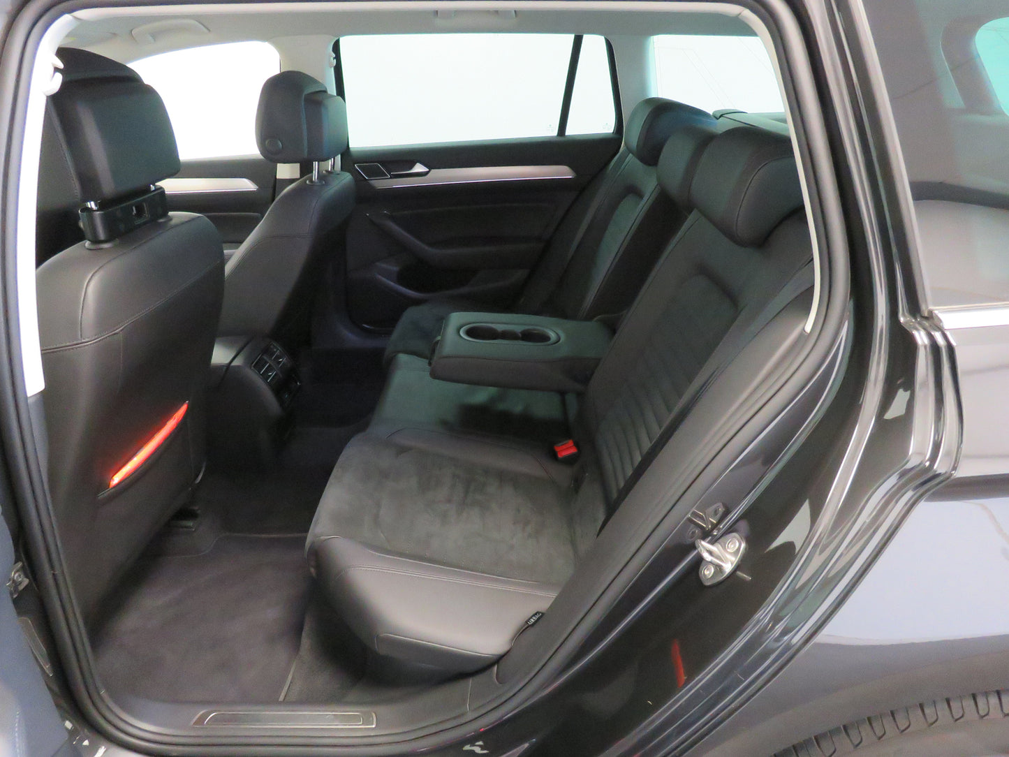 Volkswagen Passat Variant 2.0 TDI 140 kW DSG 4x4 Highline 4 Motion