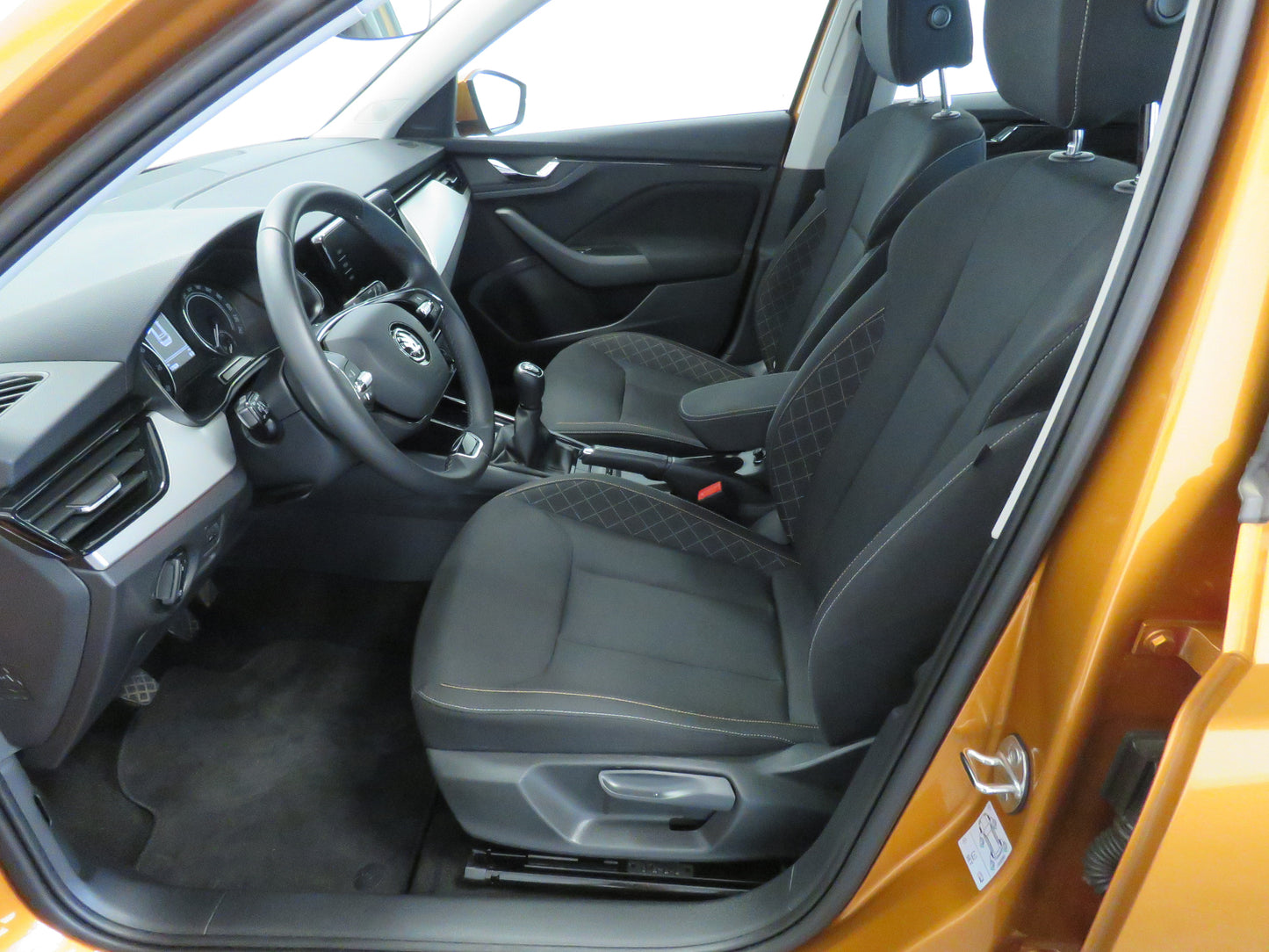 Škoda Kamiq 1.0 TSI 81 kW Ambition Extra