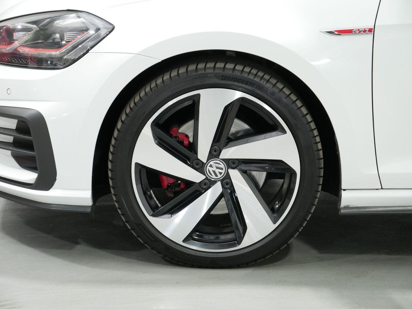 Volkswagen Golf GTI 2.0 TSI 169 kW GTI