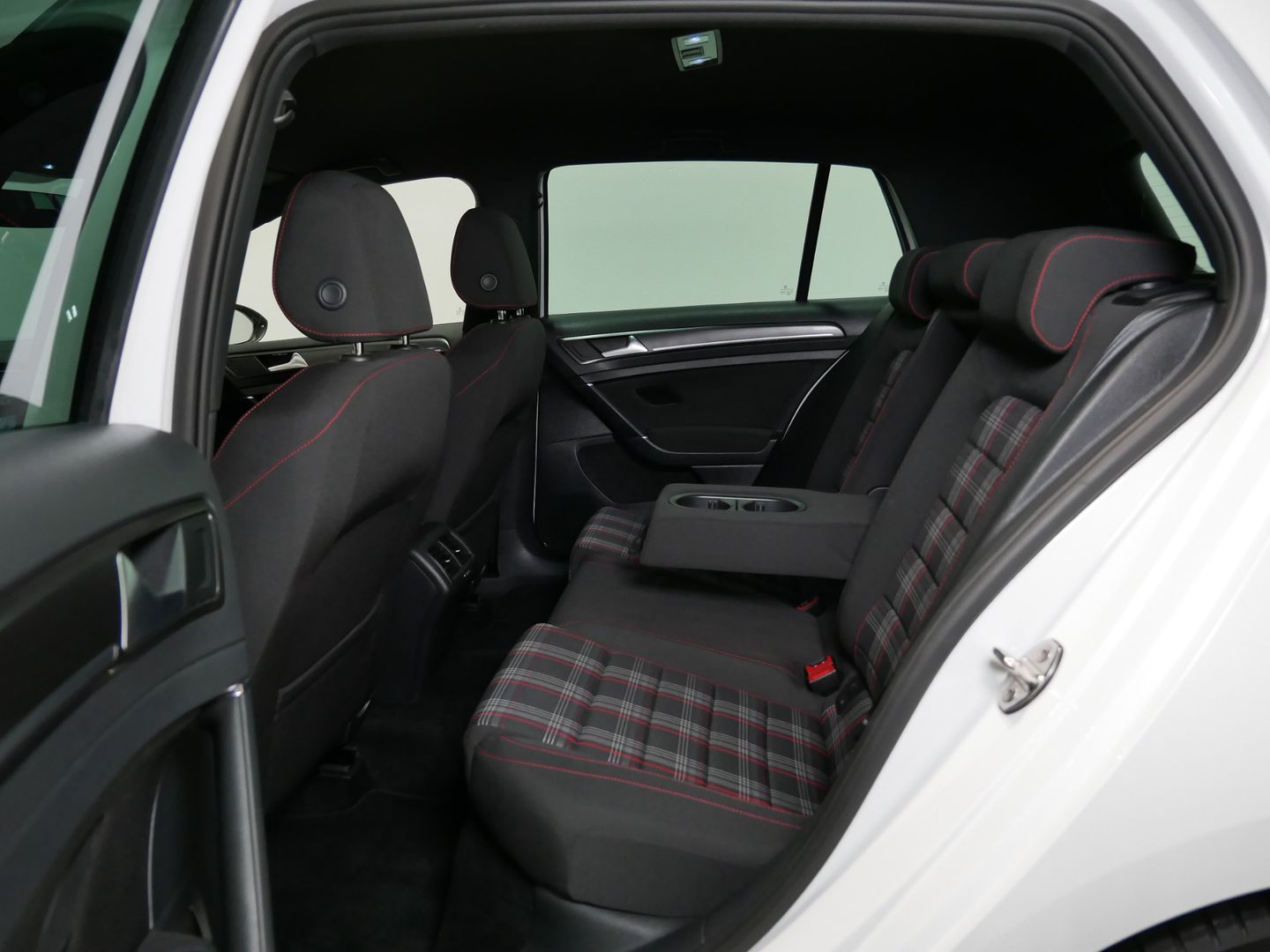 Volkswagen Golf GTI 2.0 TSI 169 kW GTI