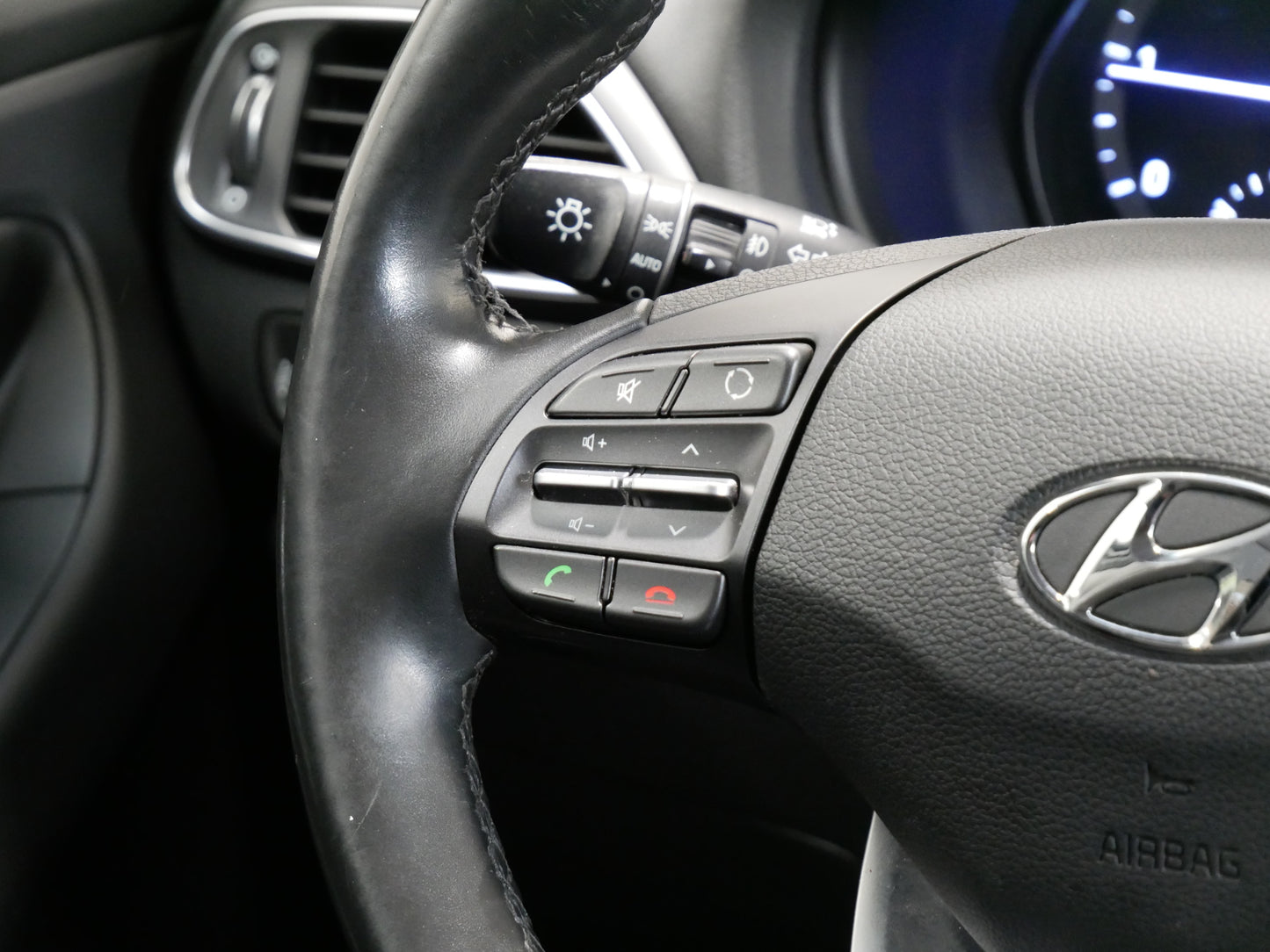 Hyundai i30 1.6 CRDI Trikolor