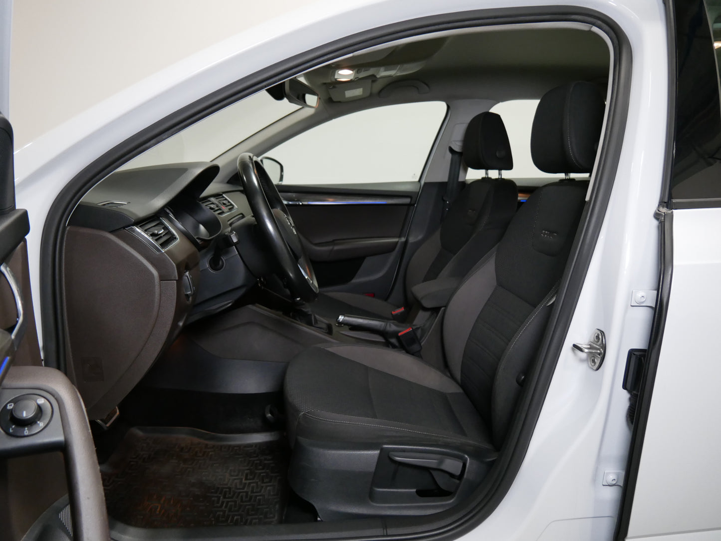 Škoda Octavia 2.0TDI 110 kW Scout