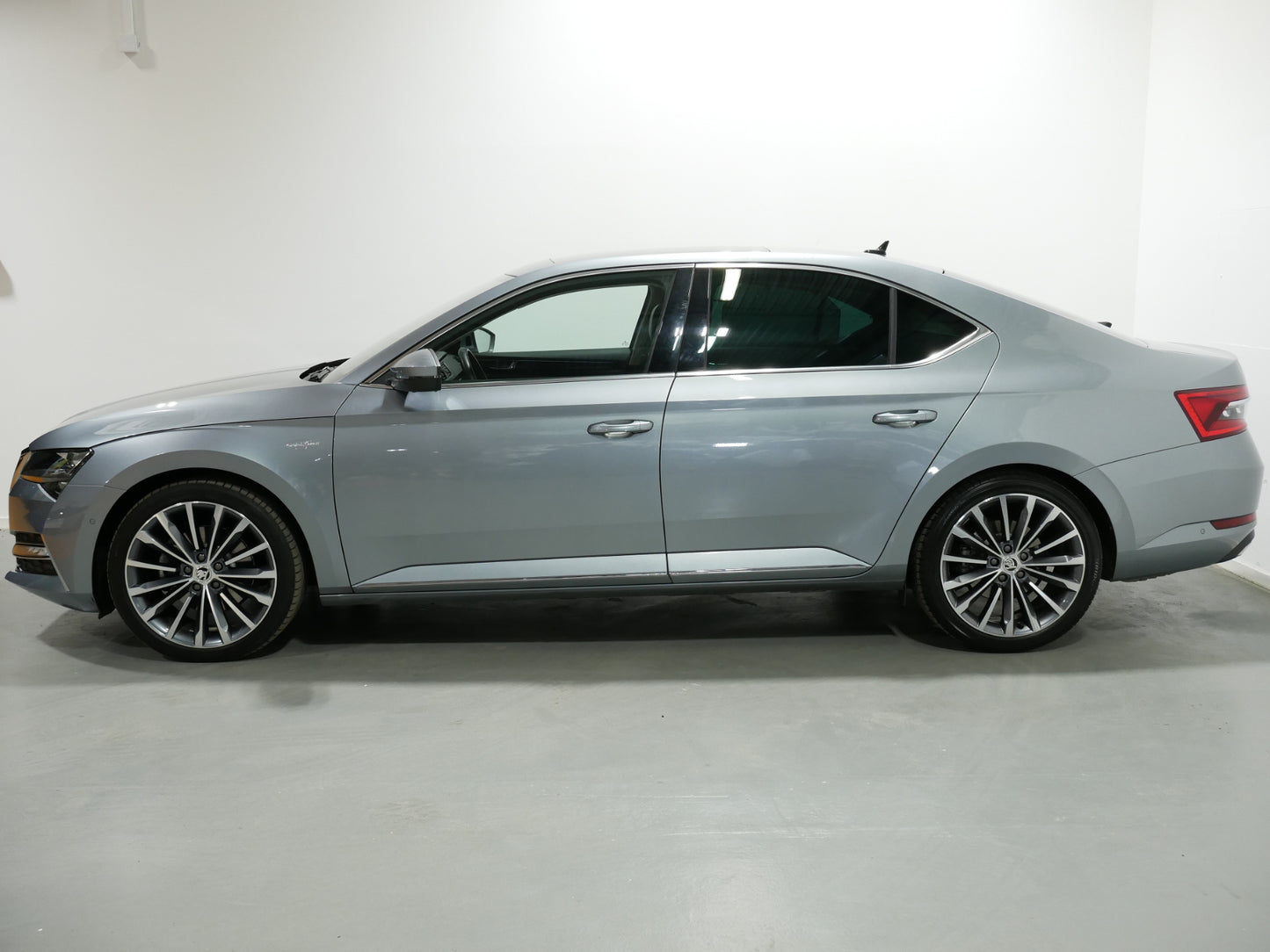 Škoda Superb 2.0 TDI 147kW L&K
