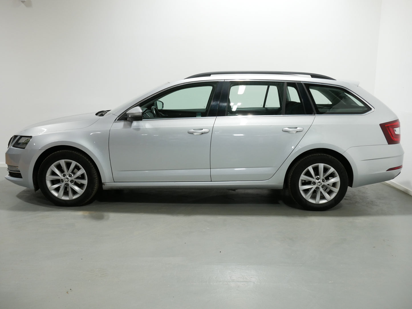 Škoda Octavia 1.6 TDI 85kW STYLE