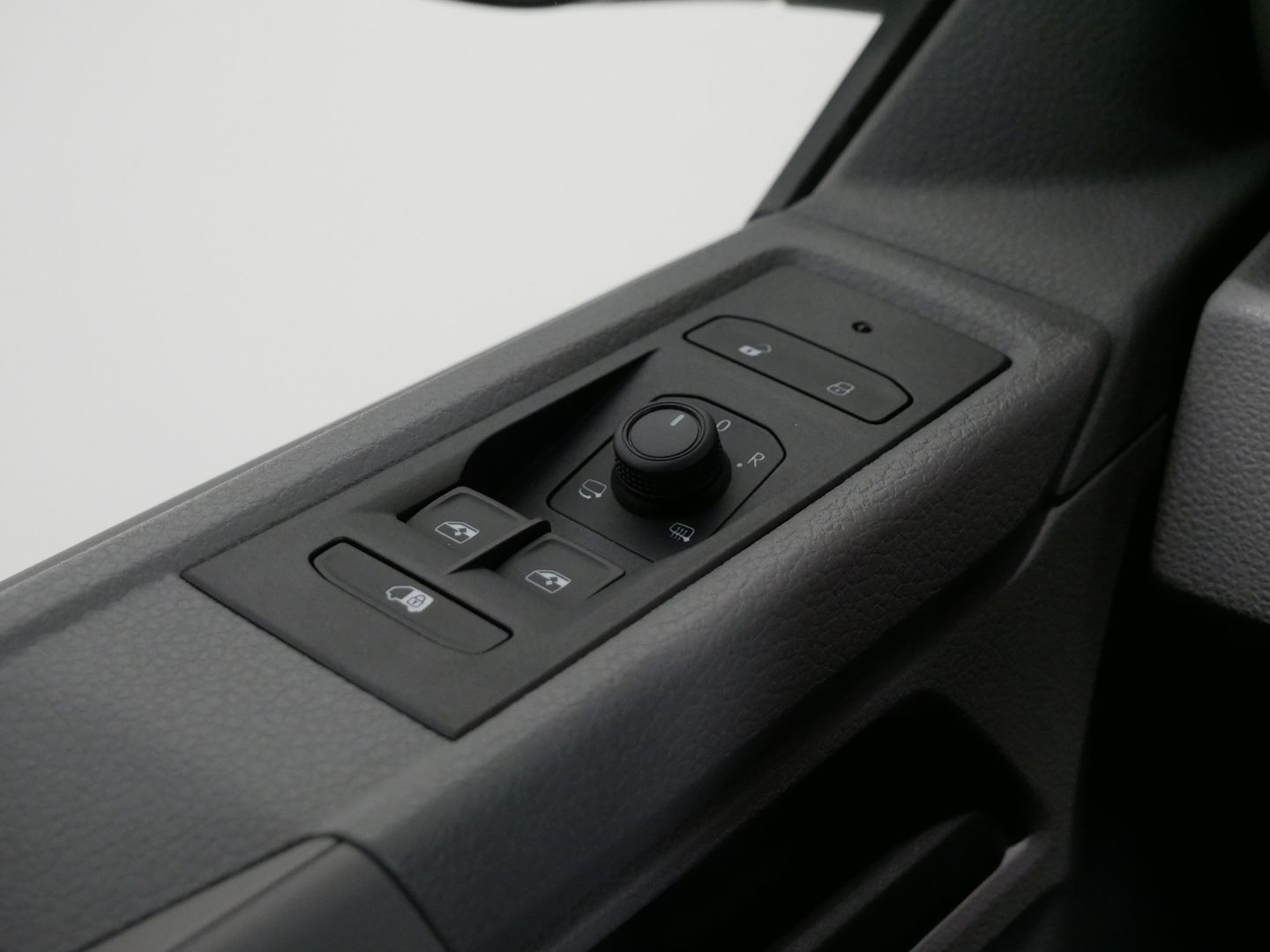 Volkswagen Transporter - skříňový vůz 2.0 TDI 110kW LONG