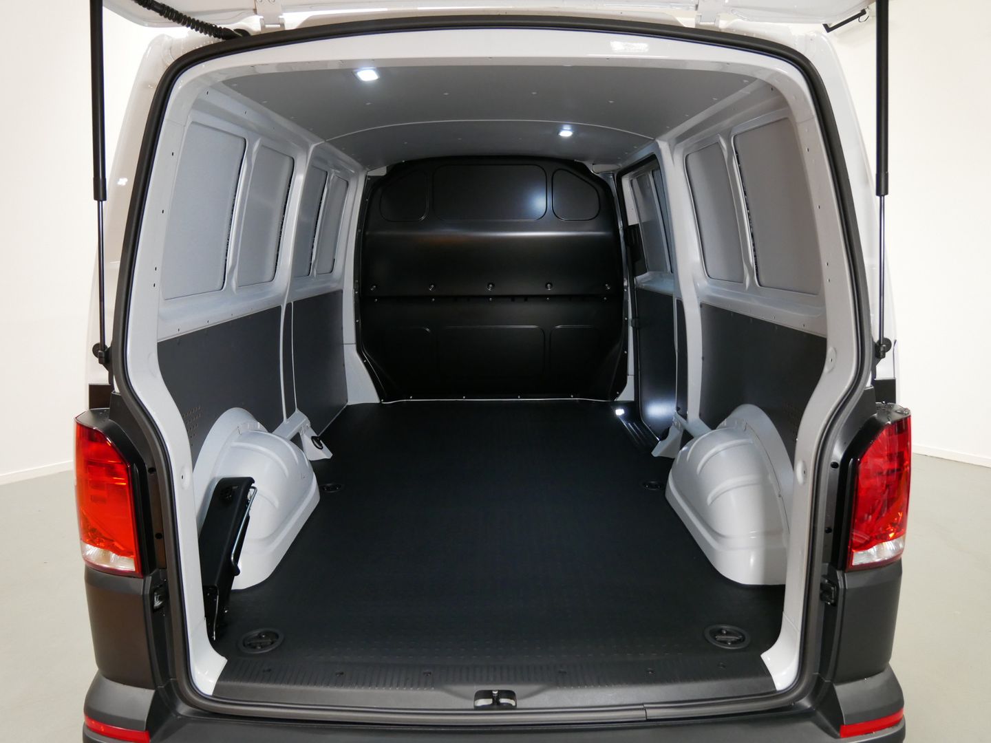 Volkswagen Transporter - skříňový vůz 2.0 TDI 110kW LONG