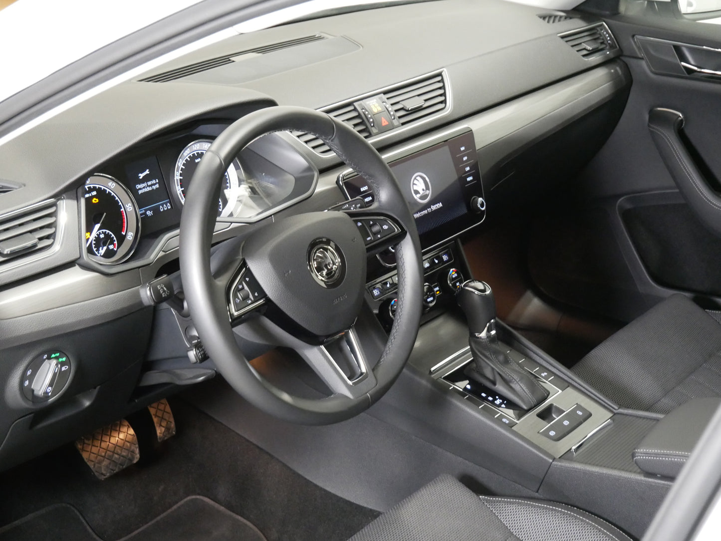Škoda Superb 2.0 TDI/110 kW/DSG/STYLE/LEDKY