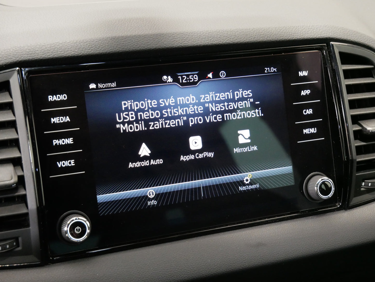 Škoda Karoq 1.5 TSI 110 kW Sportline