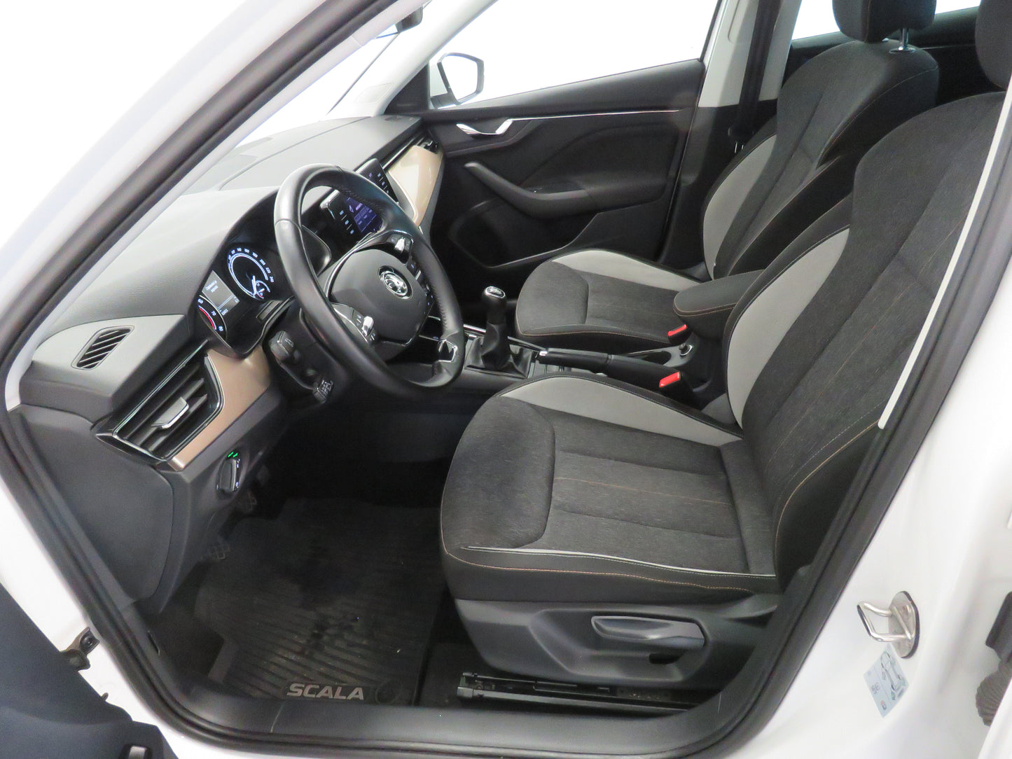 Škoda Scala 1.0 TSI Style Plus Paket Komfort