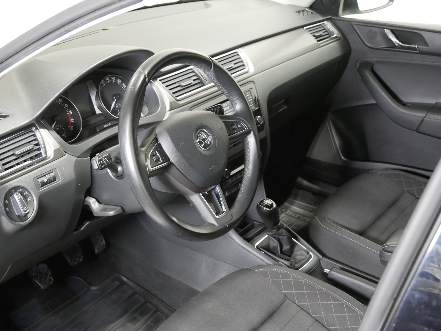 Škoda Rapid Spaceback 1.6 TDI 85 kW Style Plus