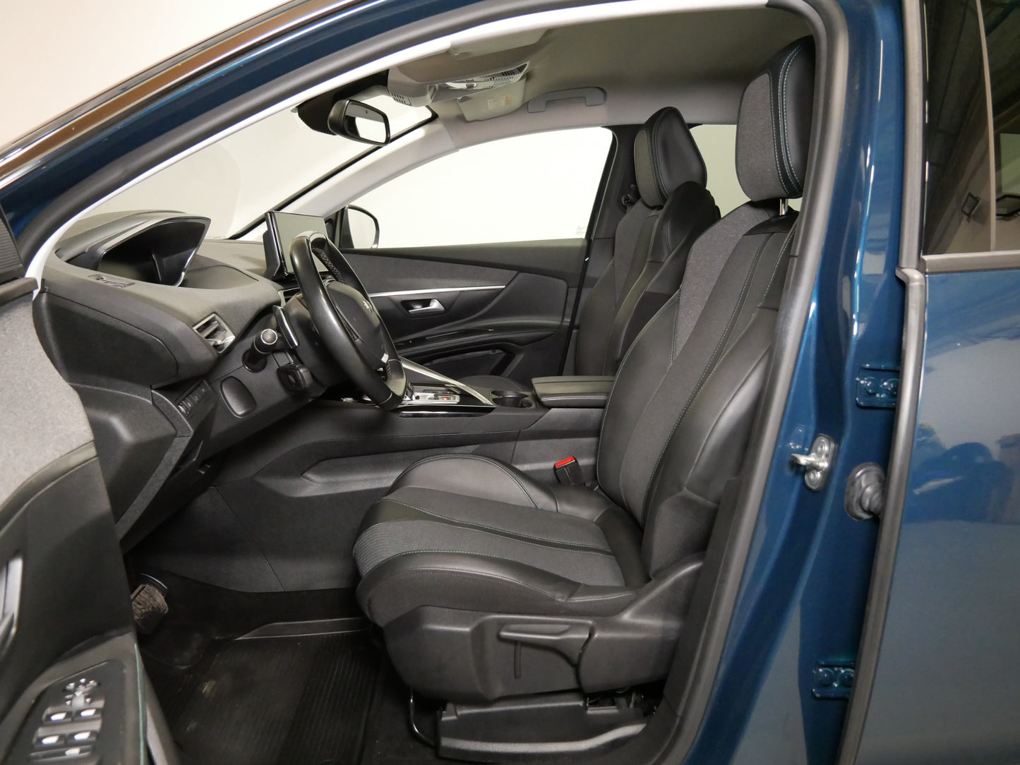 Peugeot 5008 2.0 HDI 130 kW Allure