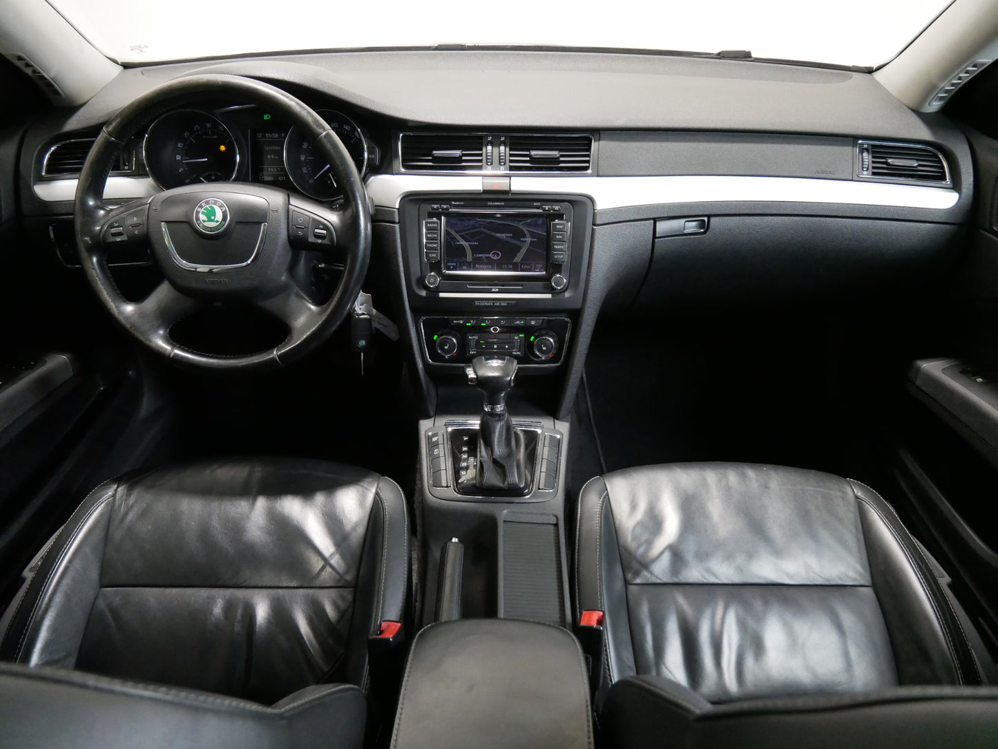 Škoda Superb 2.0 TDI/125 kW/DSG/XENONY/KŮŽE