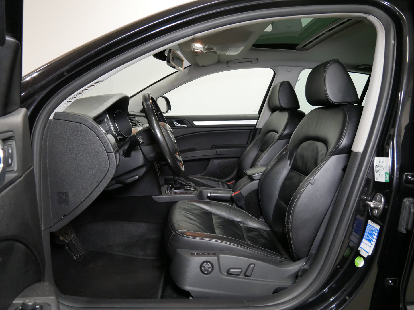 Škoda Superb 2.0 TDI/125 kW/DSG/XENONY/KŮŽE