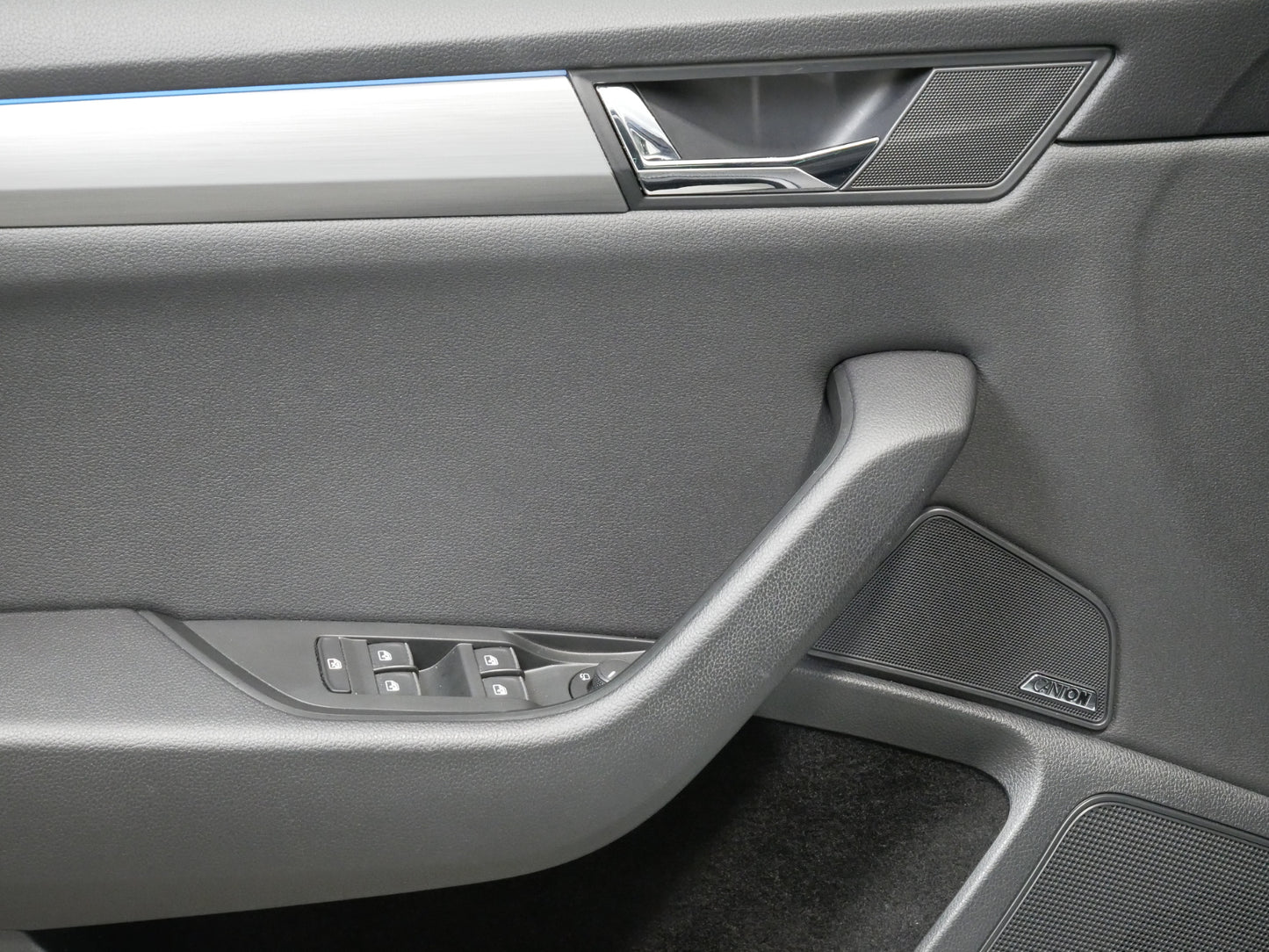 Škoda Superb 2.0 TDI/140 kW/DSG/STYLE/DPH