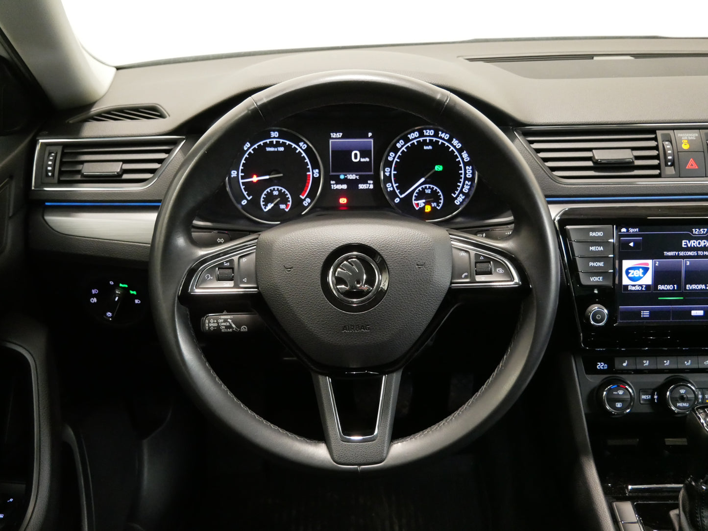 Škoda Superb 2.0 TDI/140 kW/DSG/STYLE/DPH