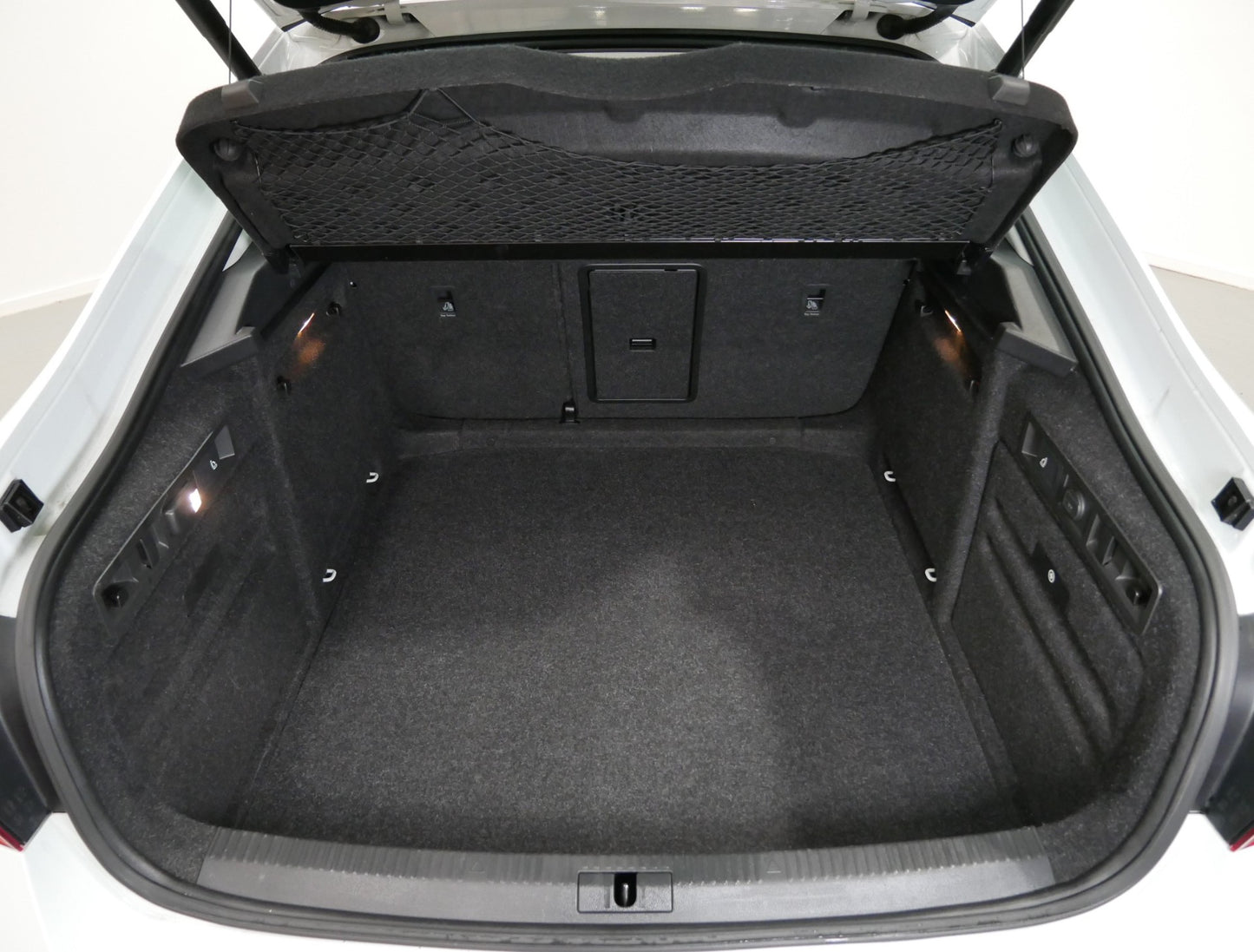 Škoda Superb 2.0 TDI/140 kW/DSG/STYLE/DPH