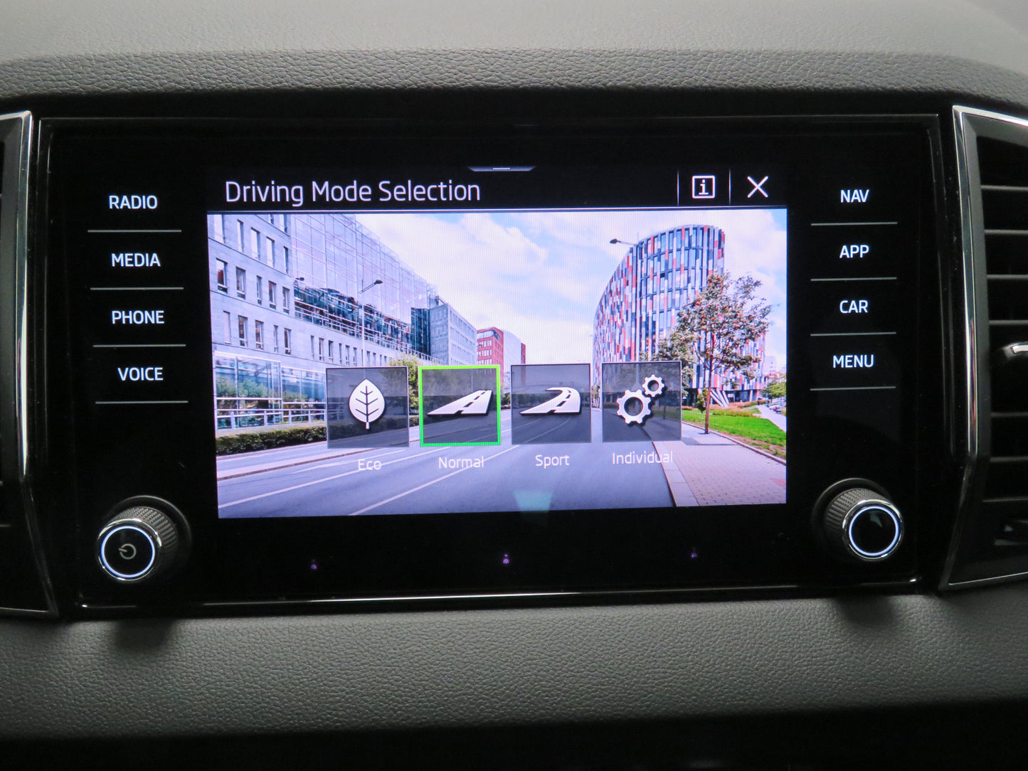 Škoda Karoq 2.0 TDI 85 kW Style Plus