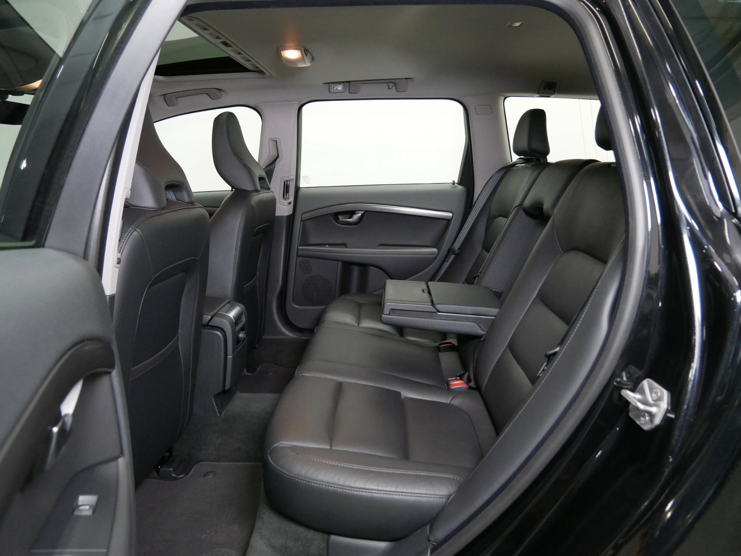 Volvo V70 2.4 D5 158 kW SUMMUM