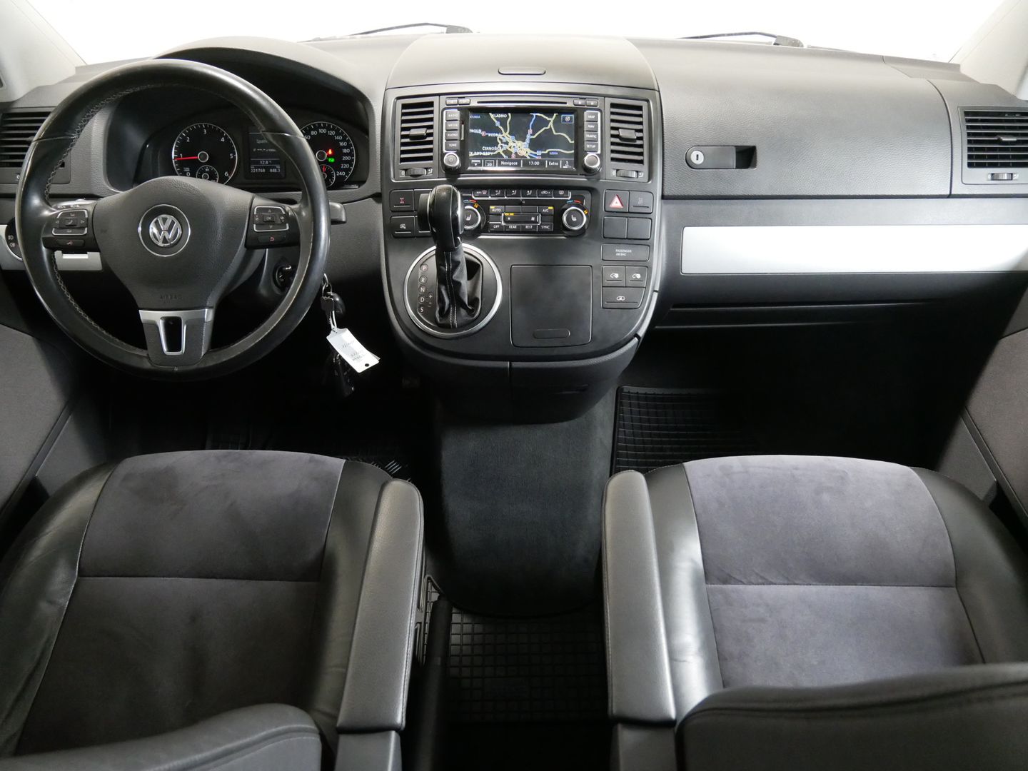 Volkswagen Multivan 2.0 TDI 132 kW DSG 4x4 COMFORT