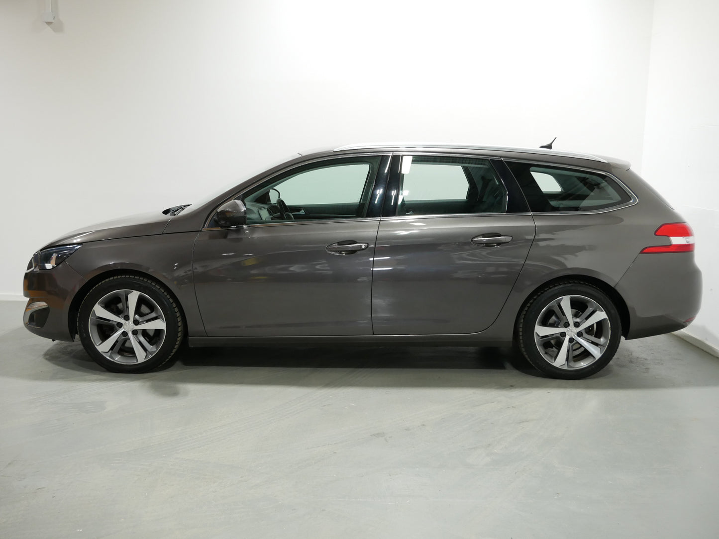 Peugeot 308 2.0 HDI 110 kW Allure