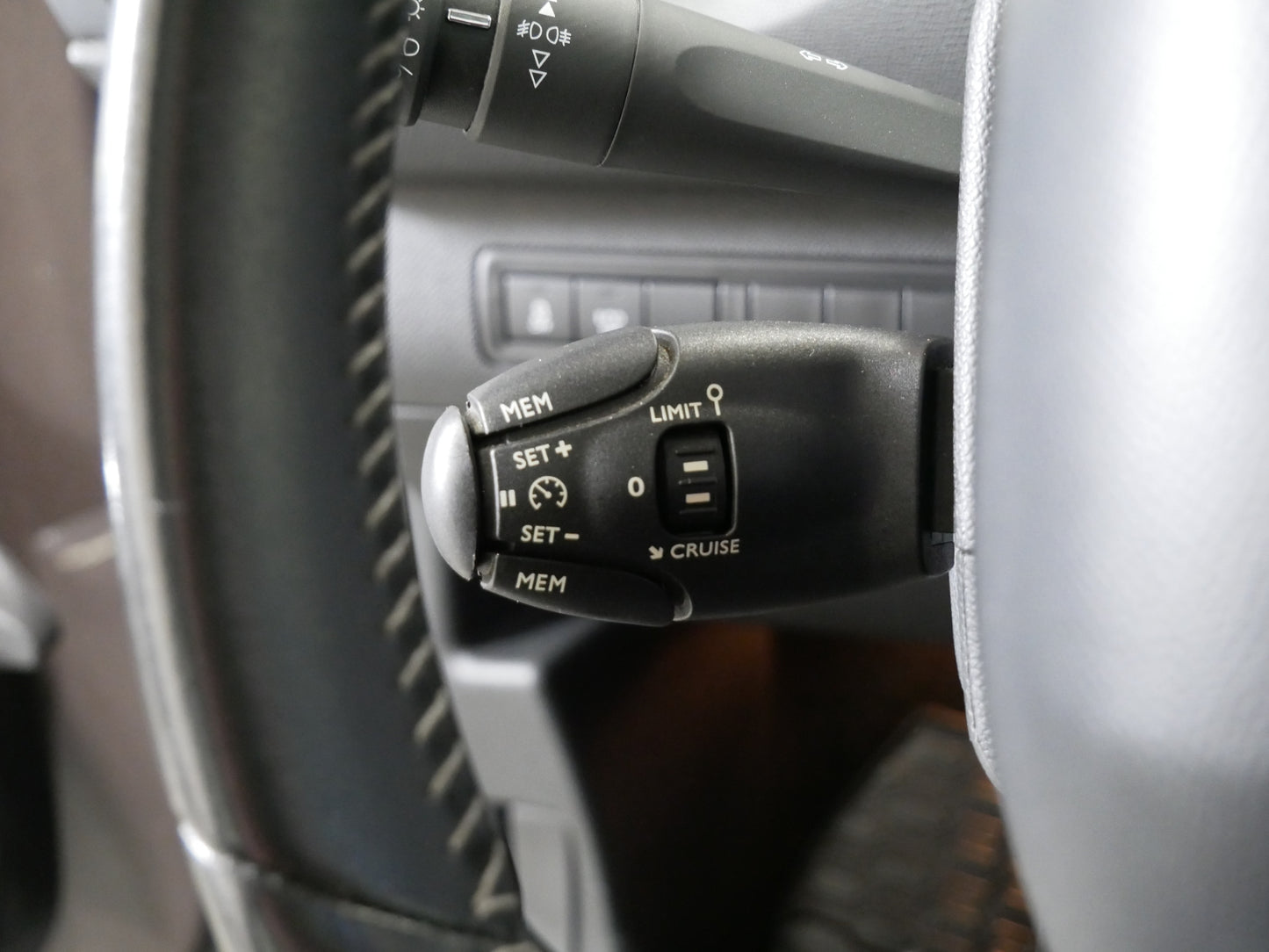 Peugeot 308 2.0 HDI 110 kW Allure