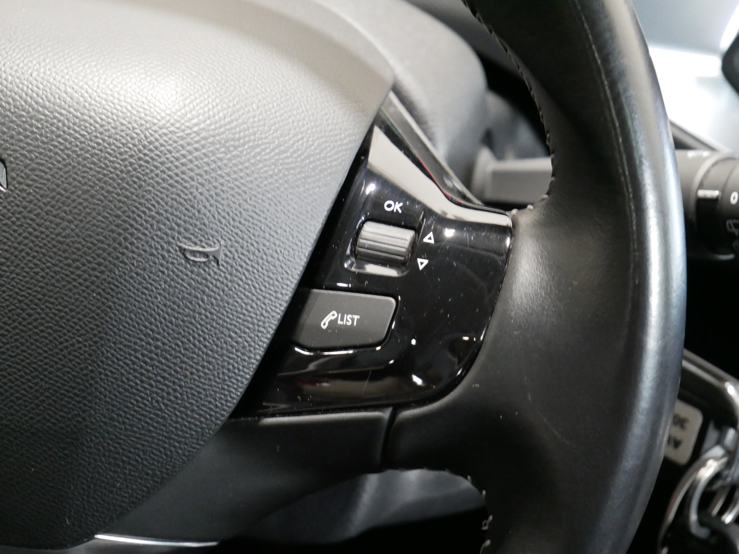 Peugeot 308 2.0 HDI 110 kW Allure