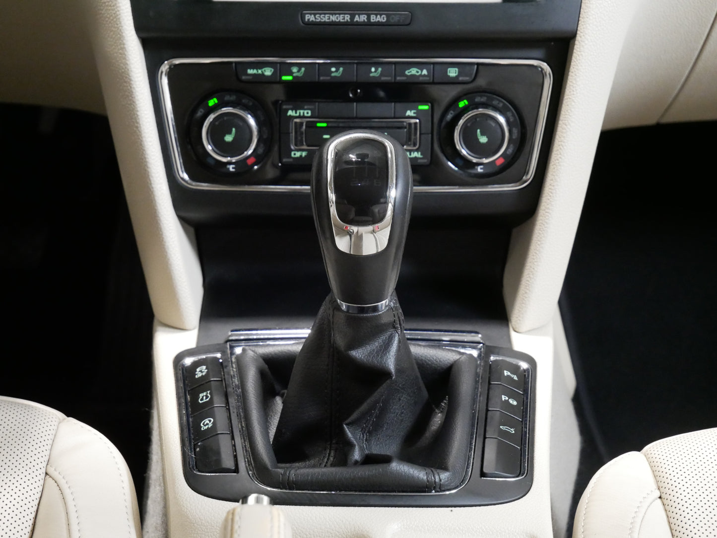 Škoda Superb 2.0 TDI 103 kW Elegance