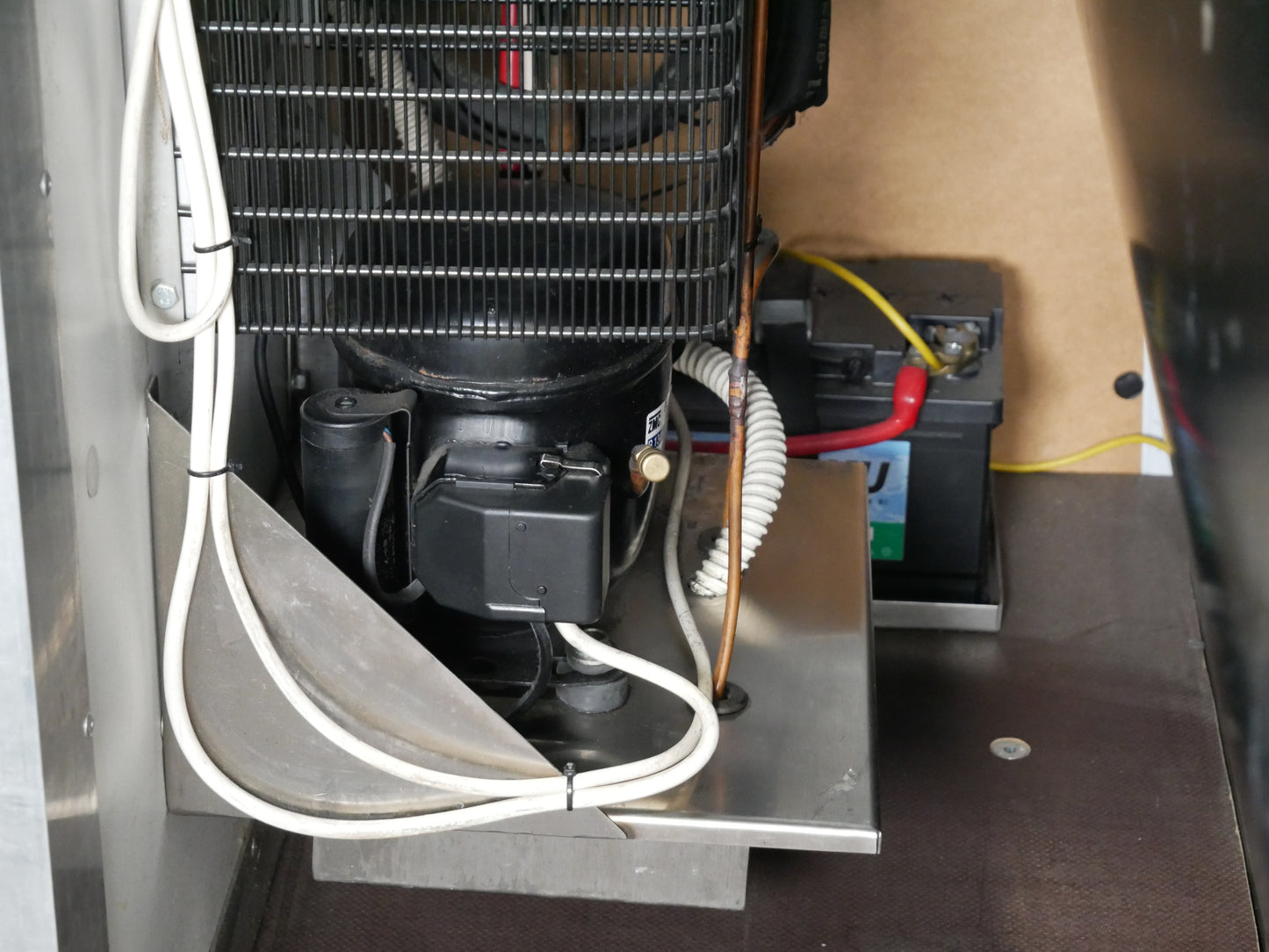 Ford Transit Connect (užitkové) 1.5 TDCI 88 kW