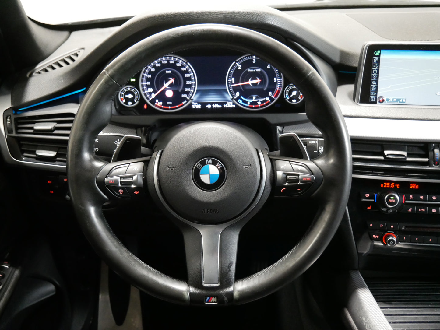 BMW X5 30D 190 kW xDrive M paket