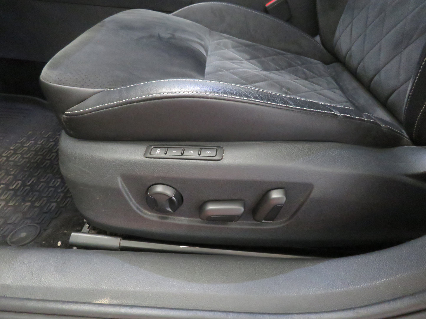 Škoda Superb 1.5 TSI Sportline