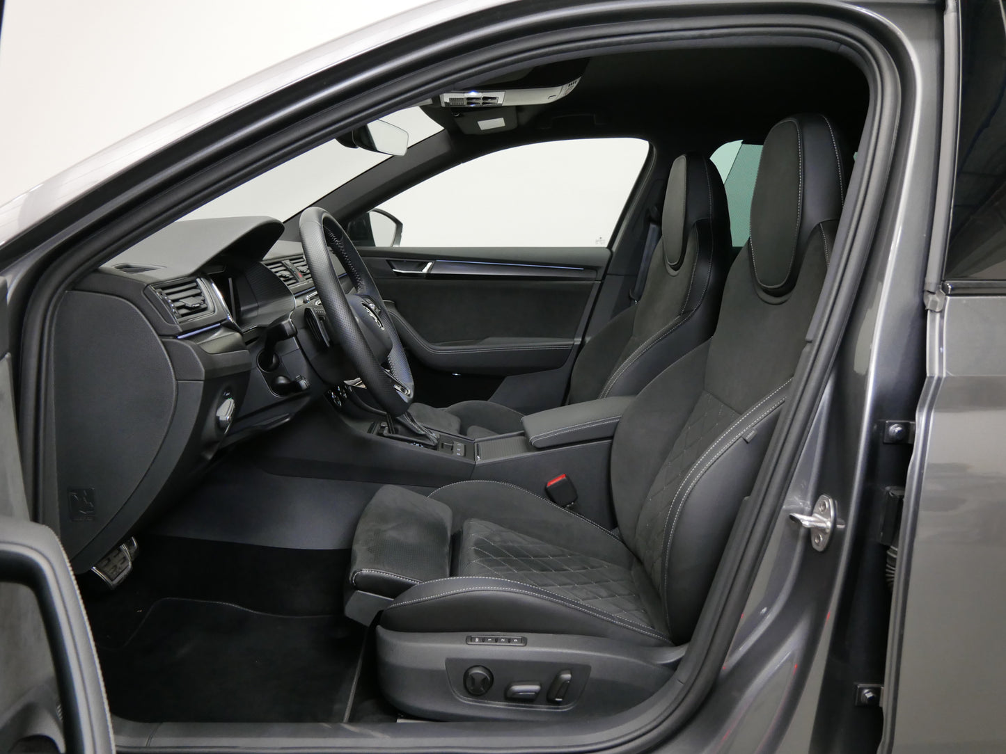 Škoda Superb 2.0 TDI 147 kW Sportline