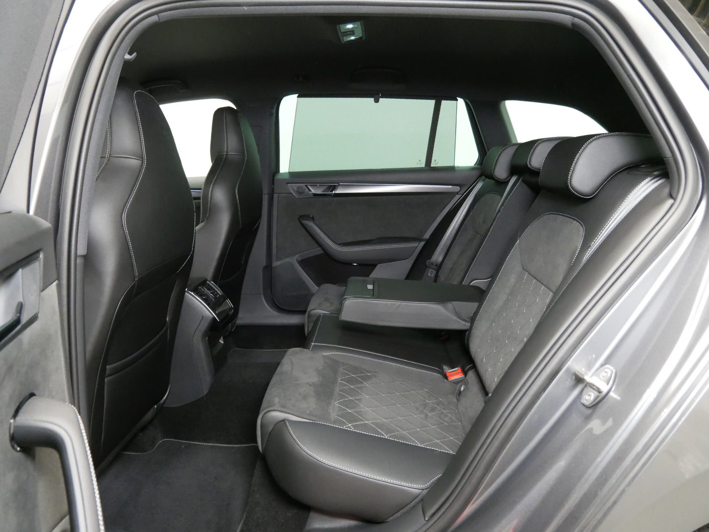 Škoda Superb 2.0 TDI 147 kW Sportline