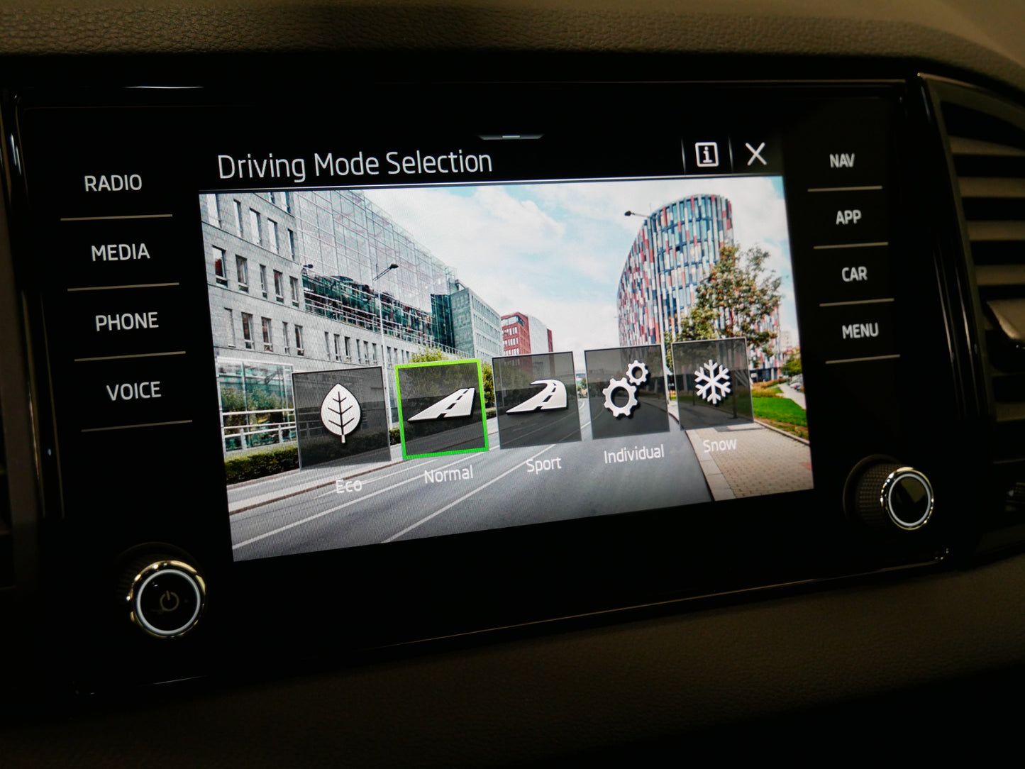Škoda Karoq 2.0 TDI 110 kW Sportline