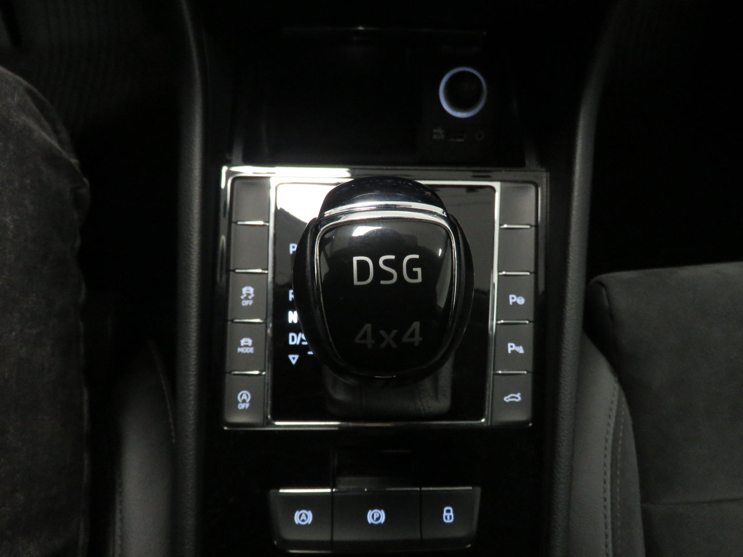 Škoda Superb 2.0 TDI Style Plus Paket Komfort