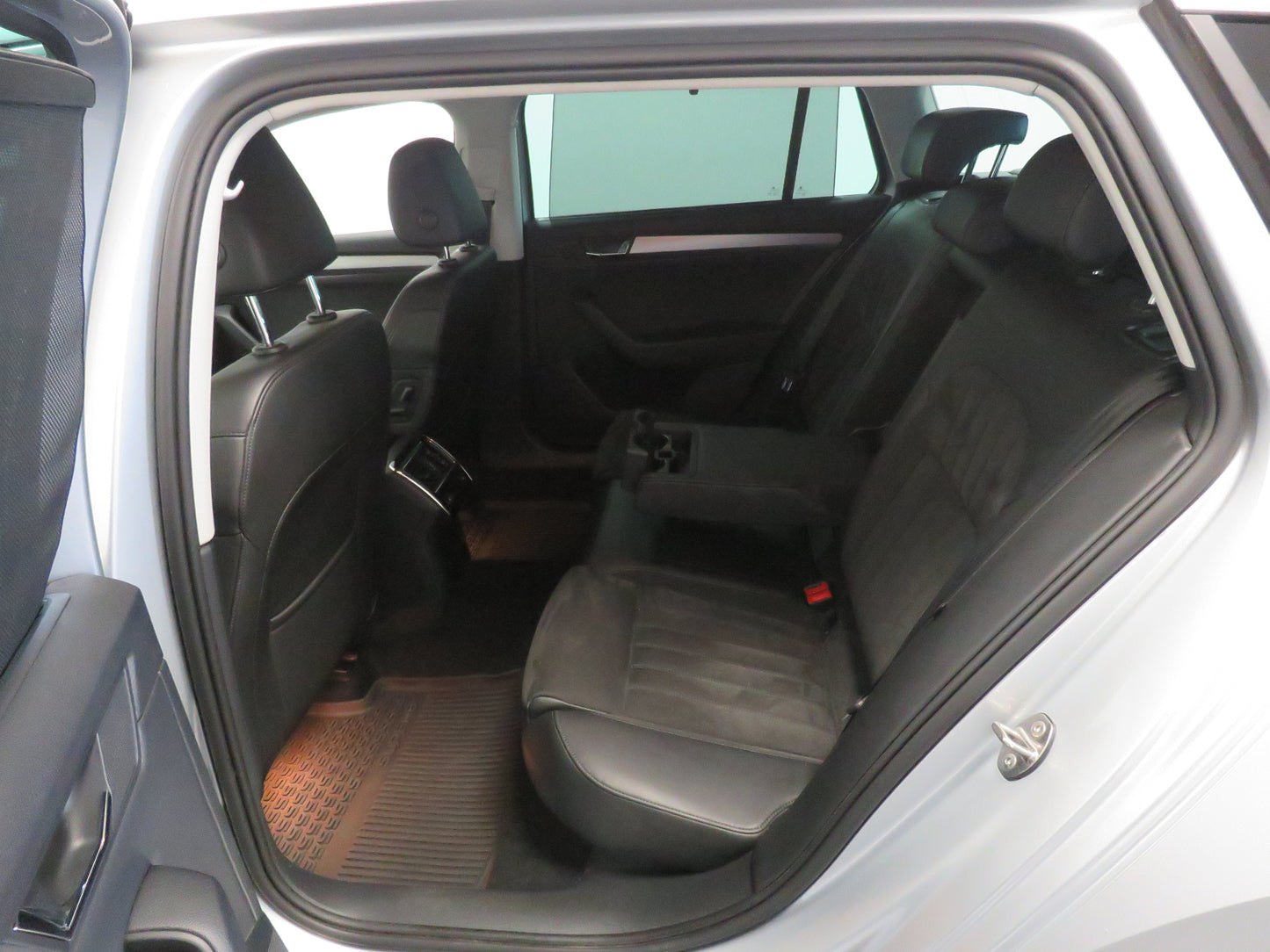Škoda Superb 2.0 TDI Style Plus Paket Komfort