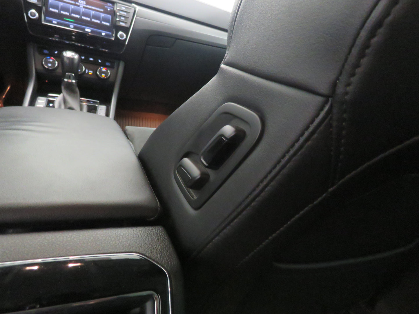 Škoda Superb 2.0 TDI Style Plus Paket Komfort