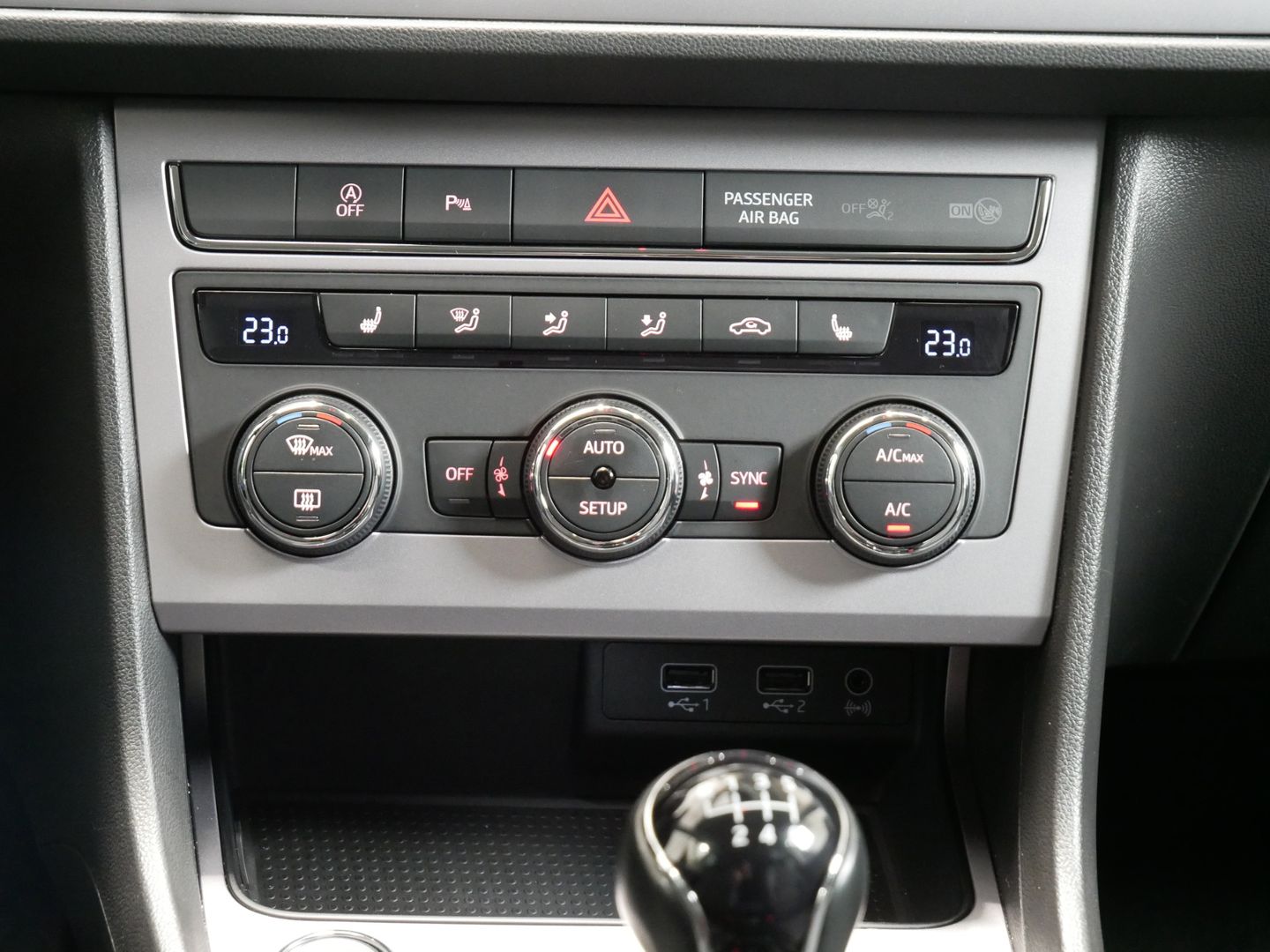 Seat Leon 1.4 TSI 92 kW XCELLENCE