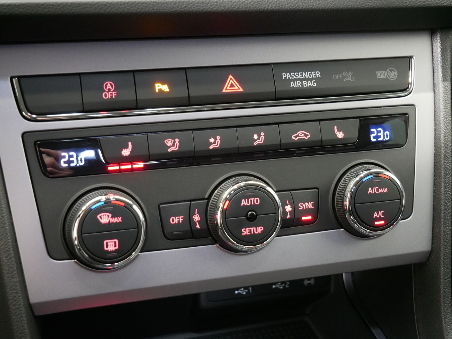 Seat Leon 1.4 TSI 92 kW XCELLENCE