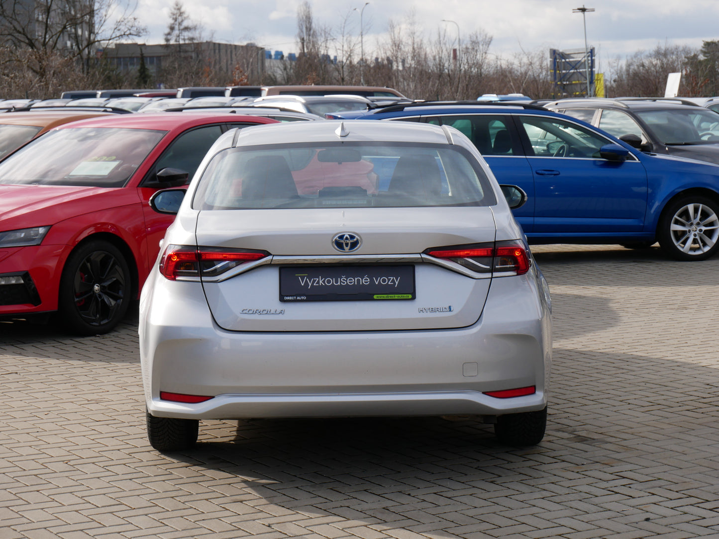 Toyota Corolla 1.8i HYBRID 72 kW