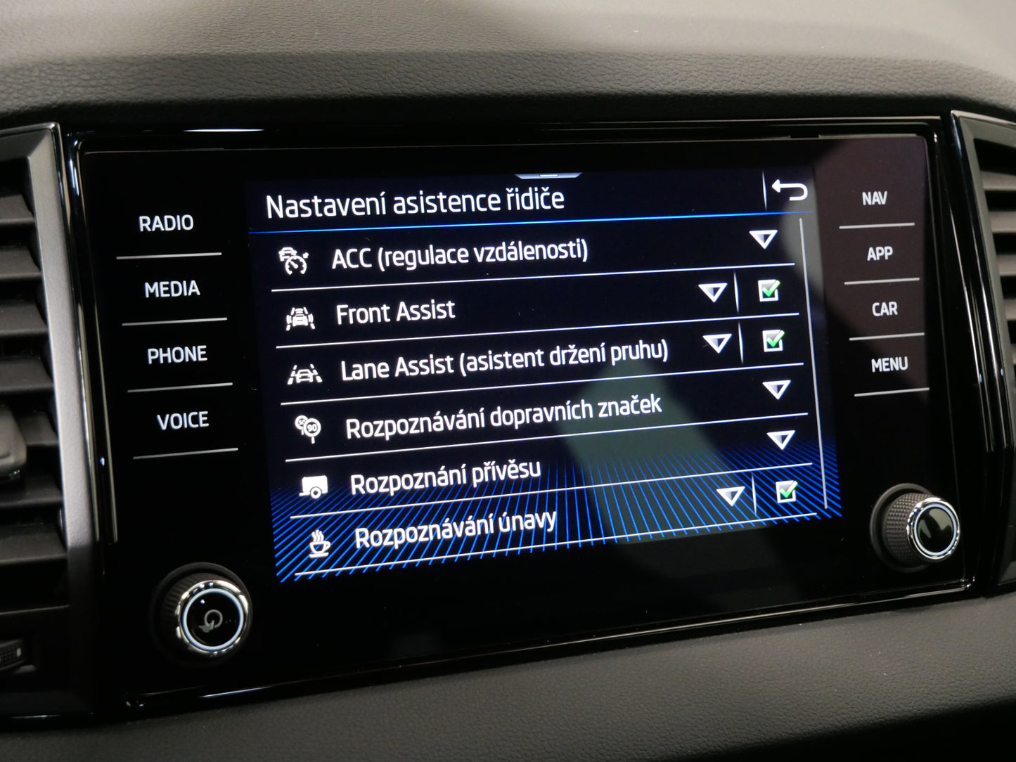 Škoda Karoq 2.0 TDI 110 kW Sportline