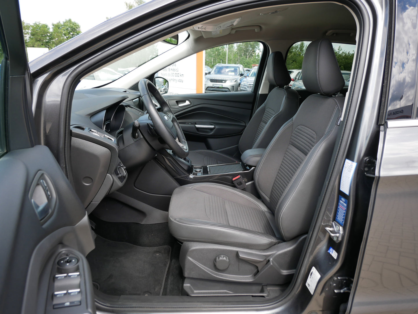 Ford Kuga 2.0 TDCi 132 kW Titanium
