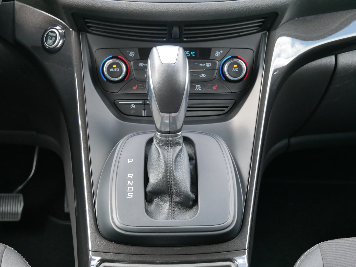 Ford Kuga 2.0 TDCi 132 kW Titanium