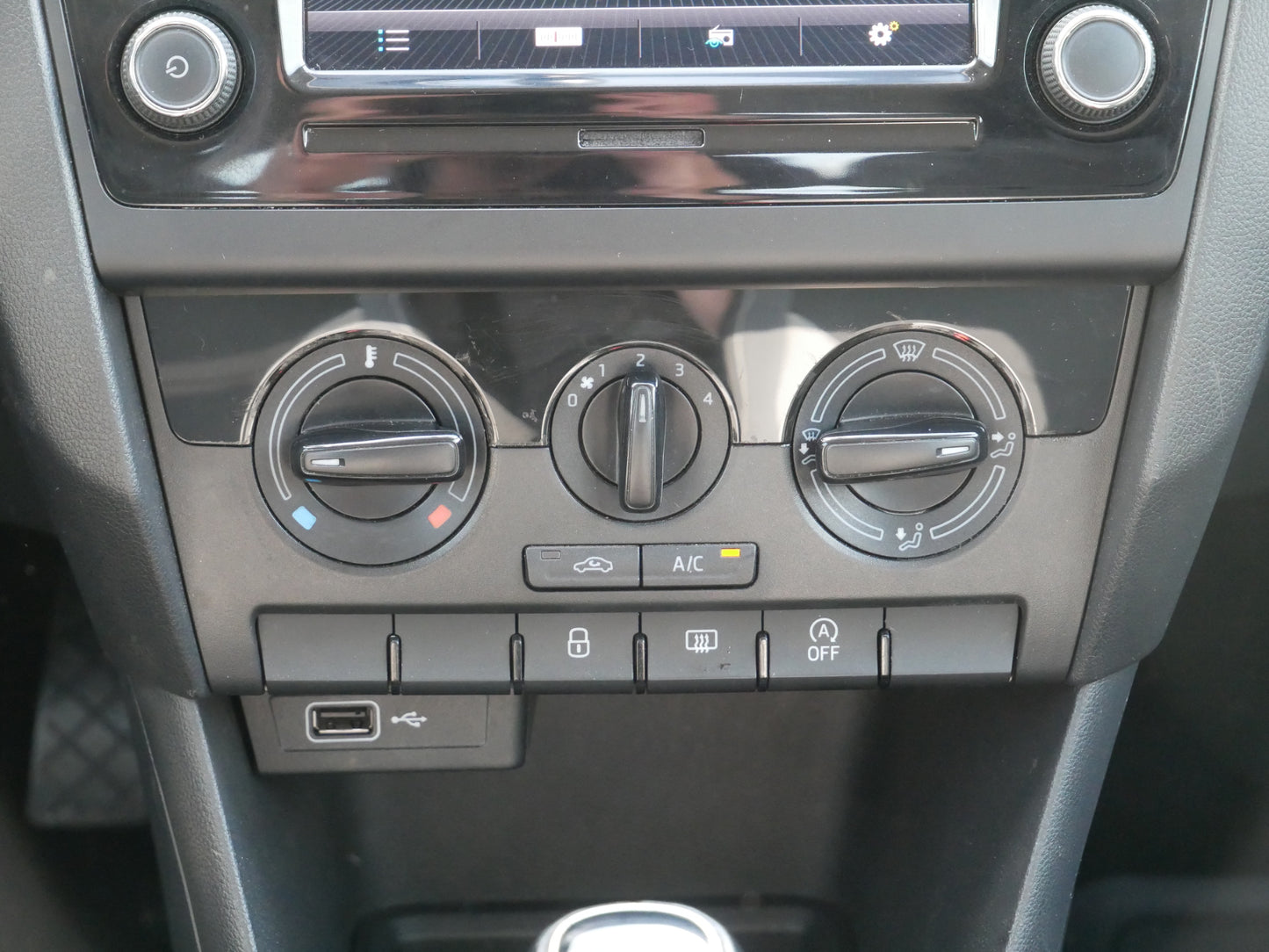 Škoda Rapid 1.0 TSI 81 kW Ambition