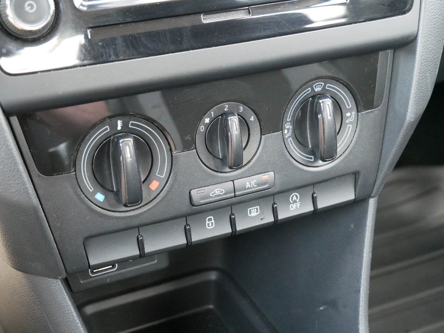 Škoda Rapid 1.0 TSI 81 kW Ambition