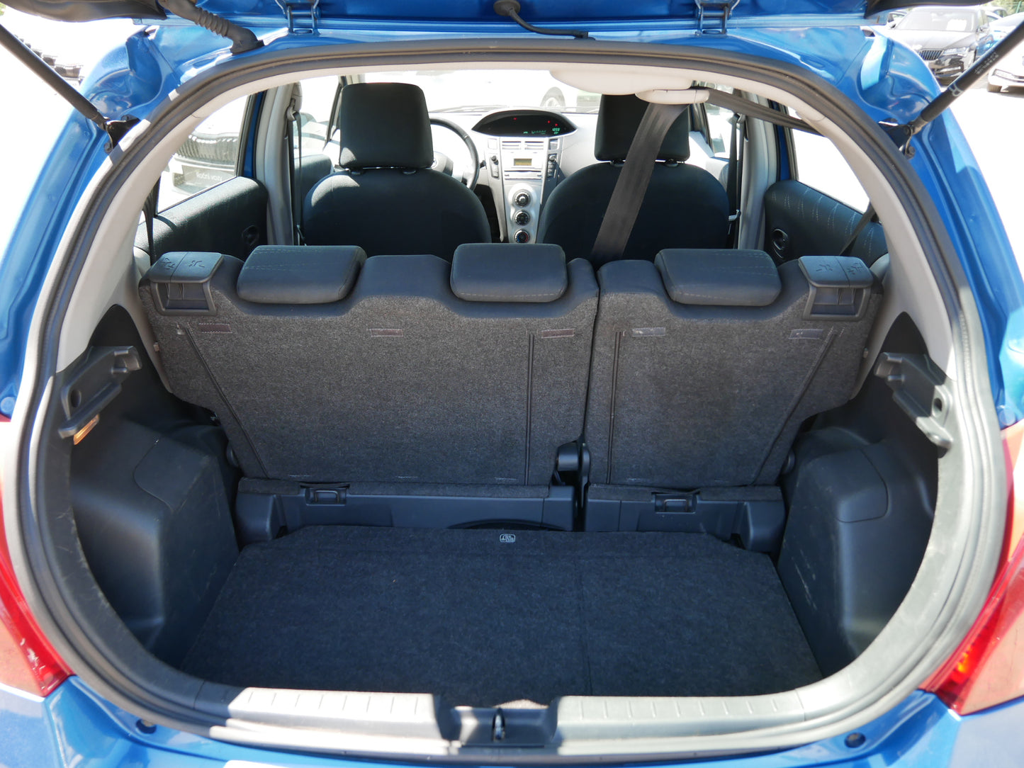 Toyota Yaris 1.3 CVVT 64 kW AUT